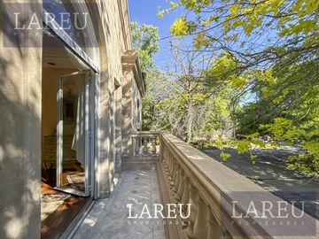 Casa en el barrio privado La Legua