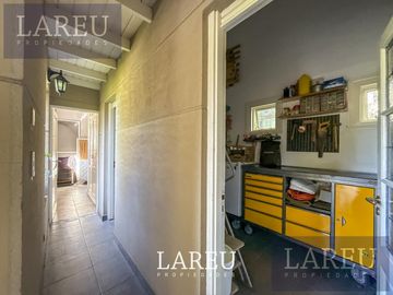 Casa en el barrio privado La Legua