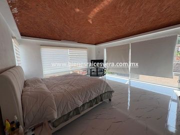 CASA EN RENTA AMUEBLADA EN TEQUISQUIAPAN EN EL FRACC. LOS VIÑEDOS. Meli