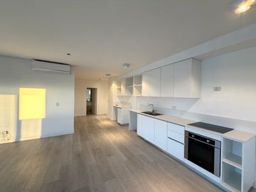 Venta Departamento cuatro ambientes con cochera y baulera Remeros Beach Sky 1