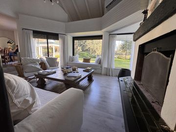 Casa en Venta 8 Ambientes en Mayling - Pilar