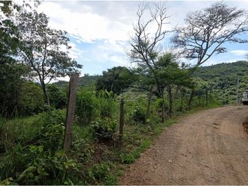 LOTE EN SAN JERONIMO