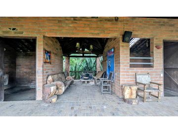 ☘CASA CON SUPER LOTE  EN LLANOGRANDE CON VISTA Y PESEBRERAS
