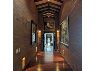 ☘CASA CON SUPER LOTE  EN LLANOGRANDE CON VISTA Y PESEBRERAS