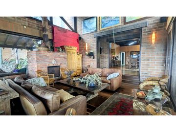 ☘CASA CON SUPER LOTE  EN LLANOGRANDE CON VISTA Y PESEBRERAS
