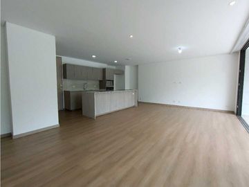 APARTAMENTO NUEVO CON TERRAZA EN SAJONIA