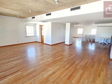 2 amb en alquiler con cochera en Recoleta full amenities