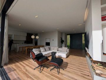☘CASA DE UN SOLO NIVEL EN EL ALTO DEL ESCOBERO