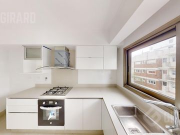 Venta de 3 amb a estrenar. Amplio Living comedor. Zona Paseo Aldrey. Con Patio