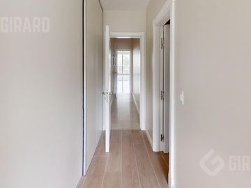 Venta de 3 amb a estrenar. Amplio Living comedor. Zona Paseo Aldrey. Con Patio