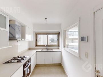 Venta de 3 amb a estrenar. Amplio Living comedor. Zona Paseo Aldrey. Con Patio