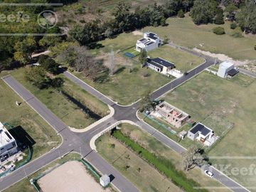 Lote en venta en el pato - Barrio residencial La Vikkina