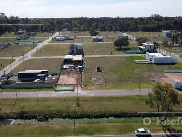 Lote en venta en el pato - Barrio residencial La Vikkina