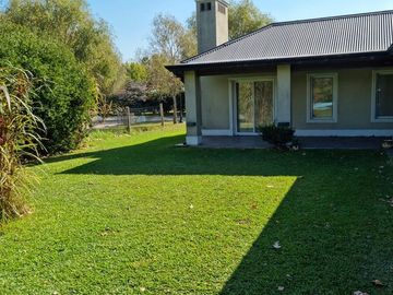 ALQUILER-Haras del sur-Casa 5amb.Muy linda!! Pileta-Parrilla-231m2-Terreno 1588m2
