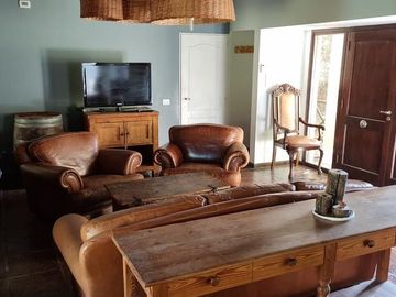 ALQUILER-Haras del sur-Casa 5amb.Muy linda!! Pileta-Parrilla-231m2-Terreno 1588m2