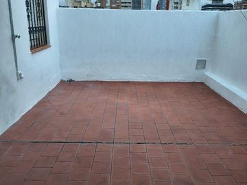 Venta - Depto Dos Dormitorios - Humberto 1° - Centro