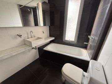 Recoleta - Austria 2200 - Moderno 2 Amb. en Edificio con Amenities