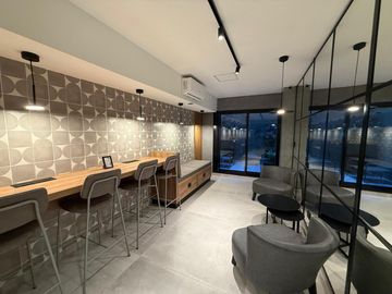 Oficina Corporativa Premium  118 m² Balcón y Vista Abierta al Río  Belgrano
