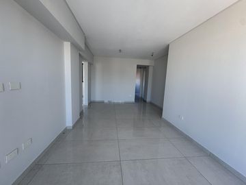 VENTA DE DEPARTAMENTO 3 AMBIENTES A ESTRENAR EN FLORES CON COCHERA