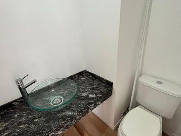 2 amb / FLORES ALQUILER / COCERA / al frente con domitorio en suite!
