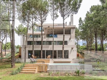ALQUILER TEMPORAL, CASA, COSTA ESMERALDA, BARRIO MARITIMO III, LOTE AL 100, 8 AMBIENTES