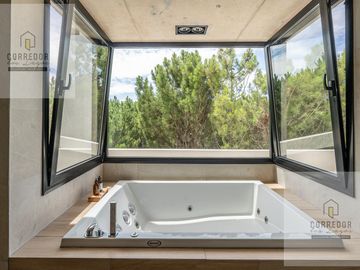 ALQUILER TEMPORAL, CASA, COSTA ESMERALDA, BARRIO MARITIMO III, LOTE AL 100, 8 AMBIENTES