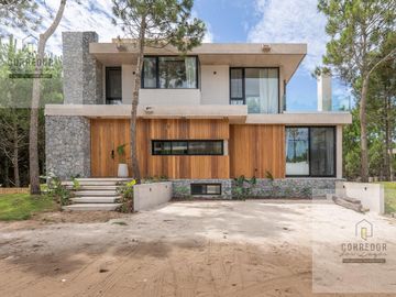 ALQUILER TEMPORAL, CASA, COSTA ESMERALDA, BARRIO MARITIMO III, LOTE AL 100, 8 AMBIENTES