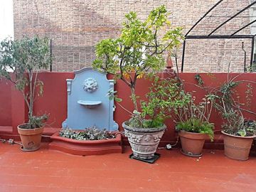 Alquiler AMOBLADO Departamento 5 amb. Con Terraza propia en Recoleta