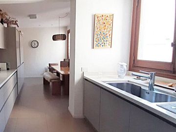 Alquiler AMOBLADO Departamento 5 amb. Con Terraza propia en Recoleta