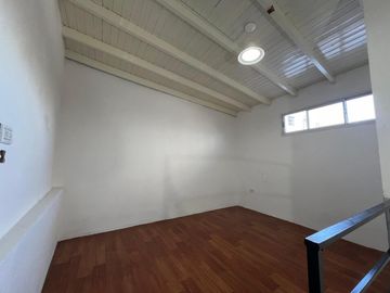 Departamento PH de dos ambientes en alquiler en Wilde sin expensas