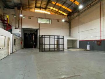 Deposito en el Distrito Audiovisual venta o alquiler