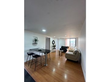 Apartamento para renta amoblada en El Poblado, piso 14