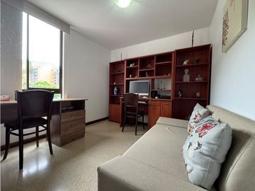 Apartamento para renta amoblada en El Poblado, piso 5
