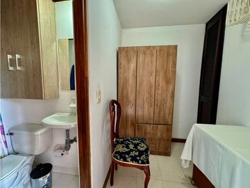 Apartamento para renta amoblada en El Poblado, piso 5