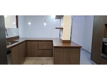 VENTA DE CASA POBLADO - SECTOR ISA  RANGO 18
