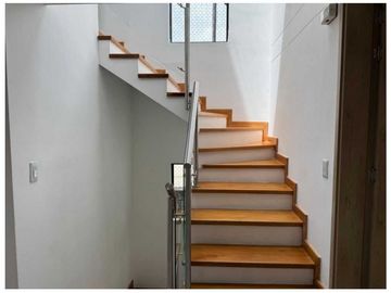 CASA EN VENTA LA MOTA