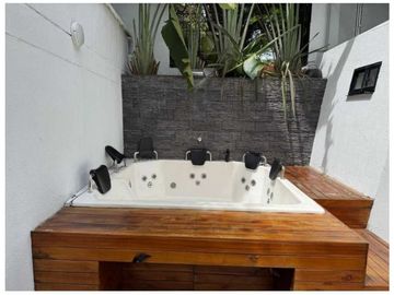 CASA EN VENTA LA MOTA