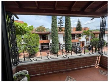 CASA EN VENTA LA MOTA