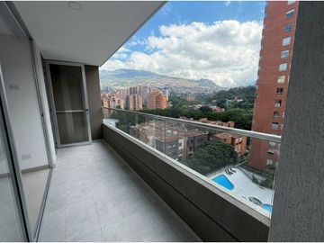 Apartaestudio en Renta en Medellín, sector Los Colores