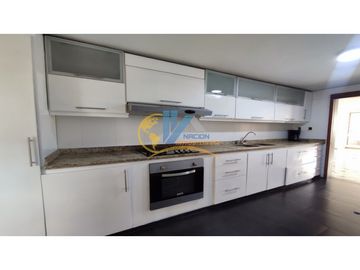 SE VENDE APARTAMENTO EN CABECERA BGA