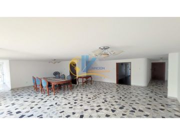 SE VENDE APARTAMENTO EN CABECERA BGA