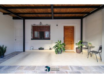 VENTA CASA EN MACROCENTRO