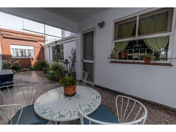 CHALET 4 AMBIENTES- JOSE HERNANDEZ 110 - APTO CRÉDITO