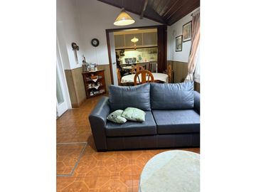 CHALET 4 AMBIENTES- JOSE HERNANDEZ 110 - APTO CRÉDITO