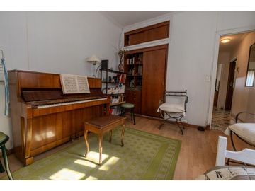 CHALET 4 AMBIENTES- JOSE HERNANDEZ 110 - APTO CRÉDITO
