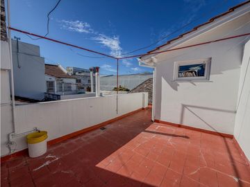CHALET 4 AMBIENTES- JOSE HERNANDEZ 110 - APTO CRÉDITO