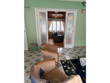 CHALET 4 AMBIENTES- JOSE HERNANDEZ 110 - APTO CRÉDITO