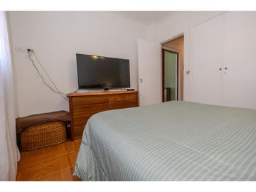 CHALET 4 AMBIENTES- JOSE HERNANDEZ 110 - APTO CRÉDITO