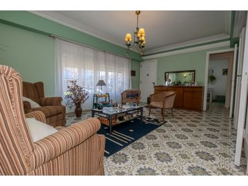 CHALET 4 AMBIENTES- JOSE HERNANDEZ 110 - APTO CRÉDITO
