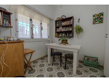 CHALET 4 AMBIENTES- JOSE HERNANDEZ 110 - APTO CRÉDITO